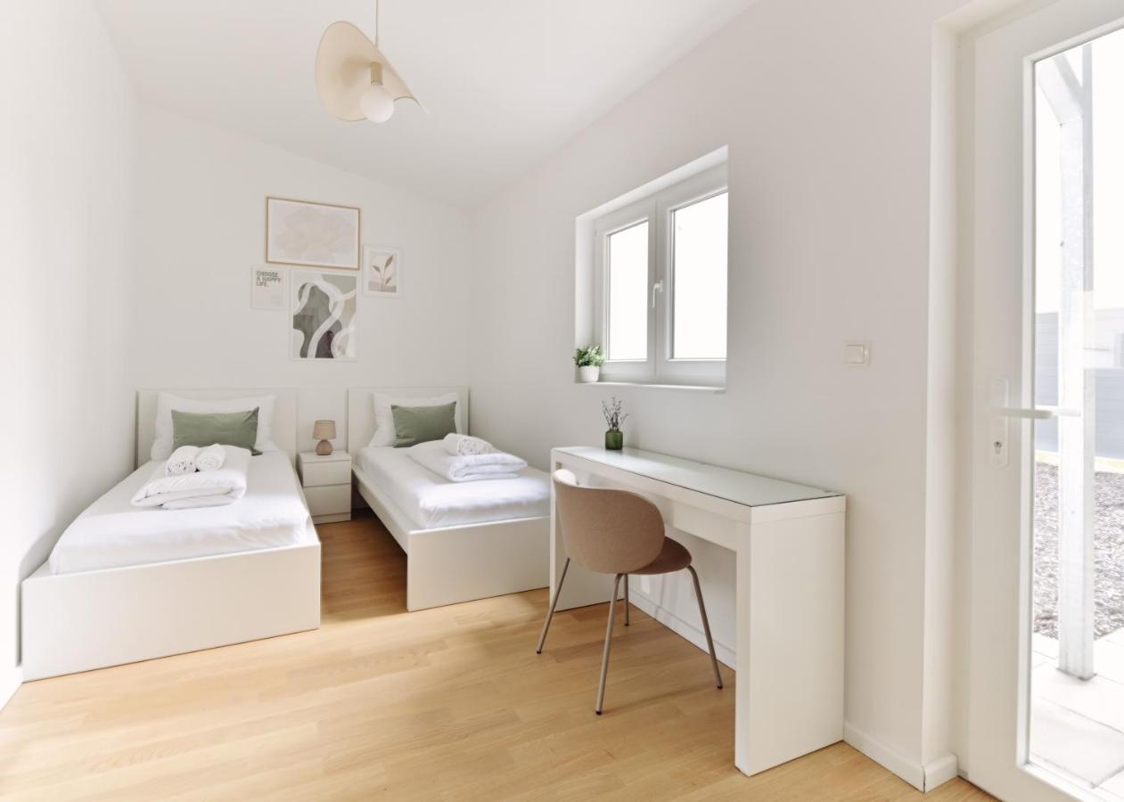 Stylish & Modern Apartment - Private Garden & Free Parking เวียนนา ภายนอก รูปภาพ